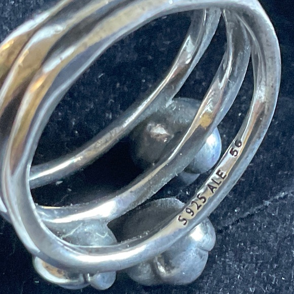 Pandora Silver Ring with Pearlescent Accents - Picture 5 of 5